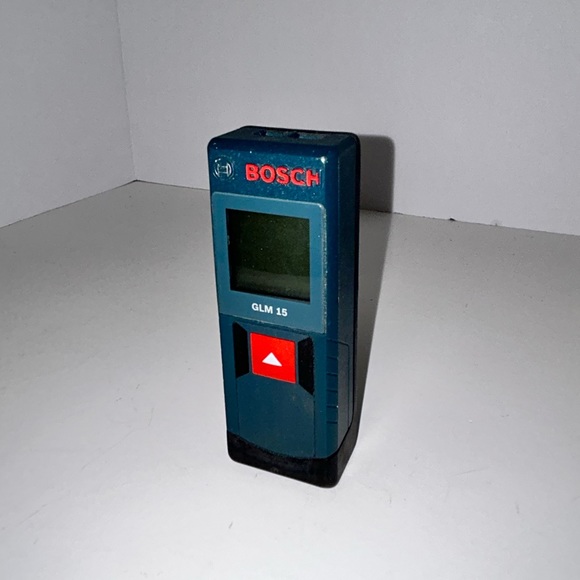 Bosch GLM 15 Laser Measure - Picture 1 of 10